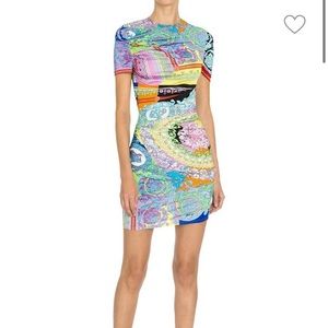 Authentic New Versace dress w. tags size 38 (2)